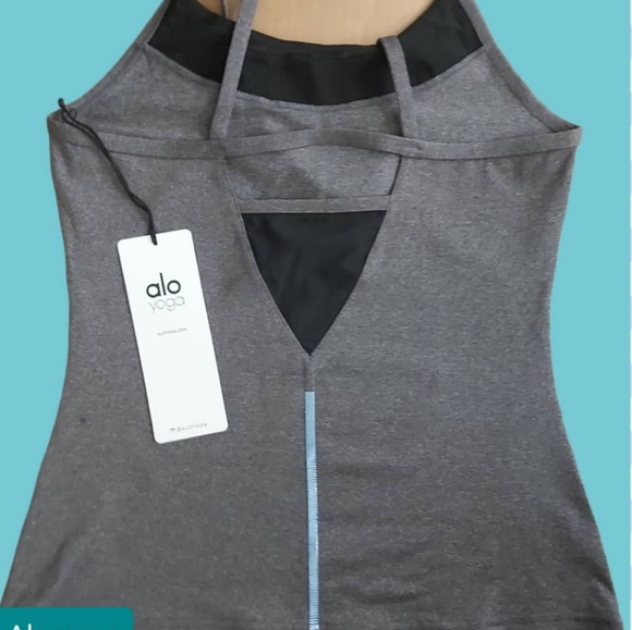 ALO Yoga purpose Fitted THANK . - Picture 2 of 15